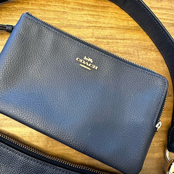 COACH Navy Shoulder Bag Purse with Wallet - Picture 3 of 13